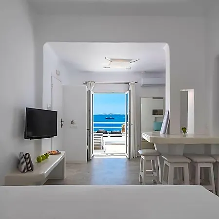 Flaskos Luxury Otel 4*