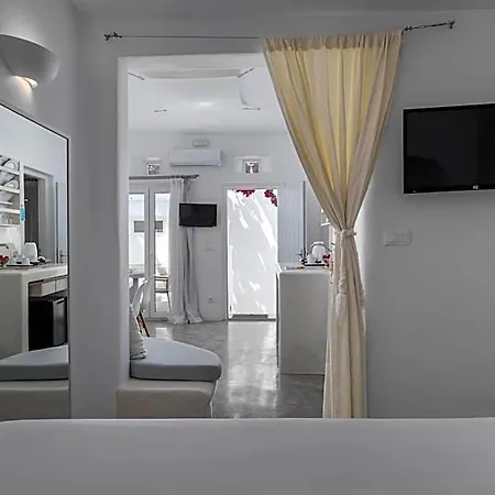 Otel Flaskos Luxury 4*